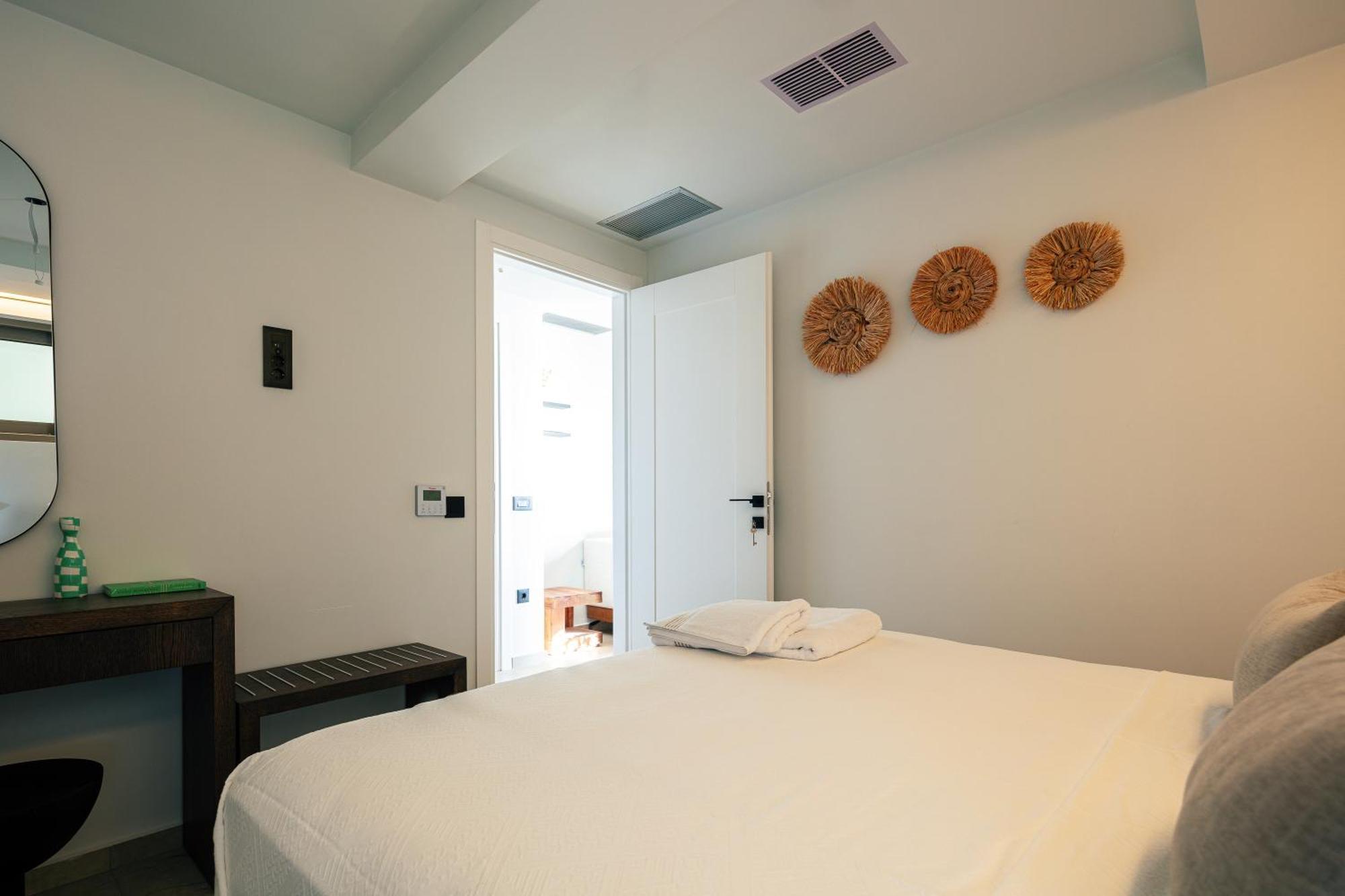 Ririka Beach Living, New Feel-At-Home Luxury Suites プラキアス エクステリア 写真