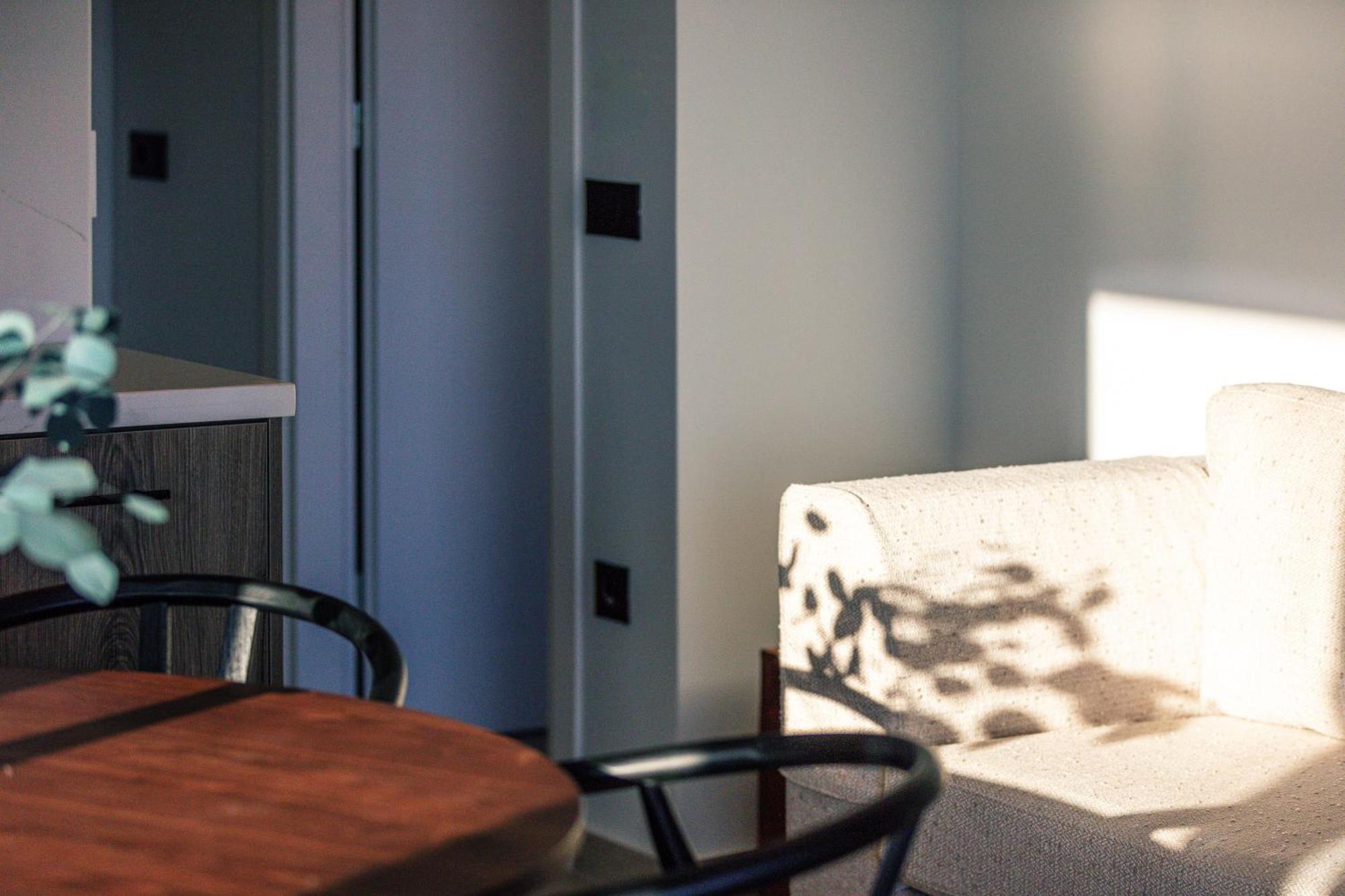 Ririka Beach Living, New Feel-At-Home Luxury Suites プラキアス エクステリア 写真